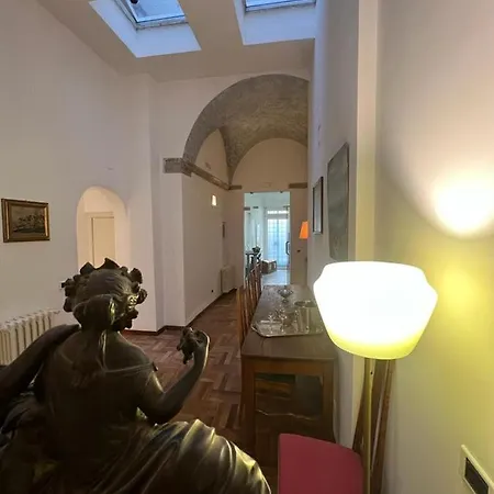 Piazza Navona Domus Vetrina * Rom