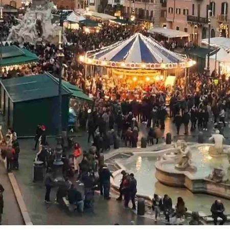 Feriehus Piazza Navona Domus Vetrina *